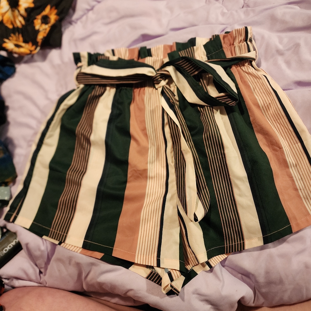 SHEIN highwasted shorts